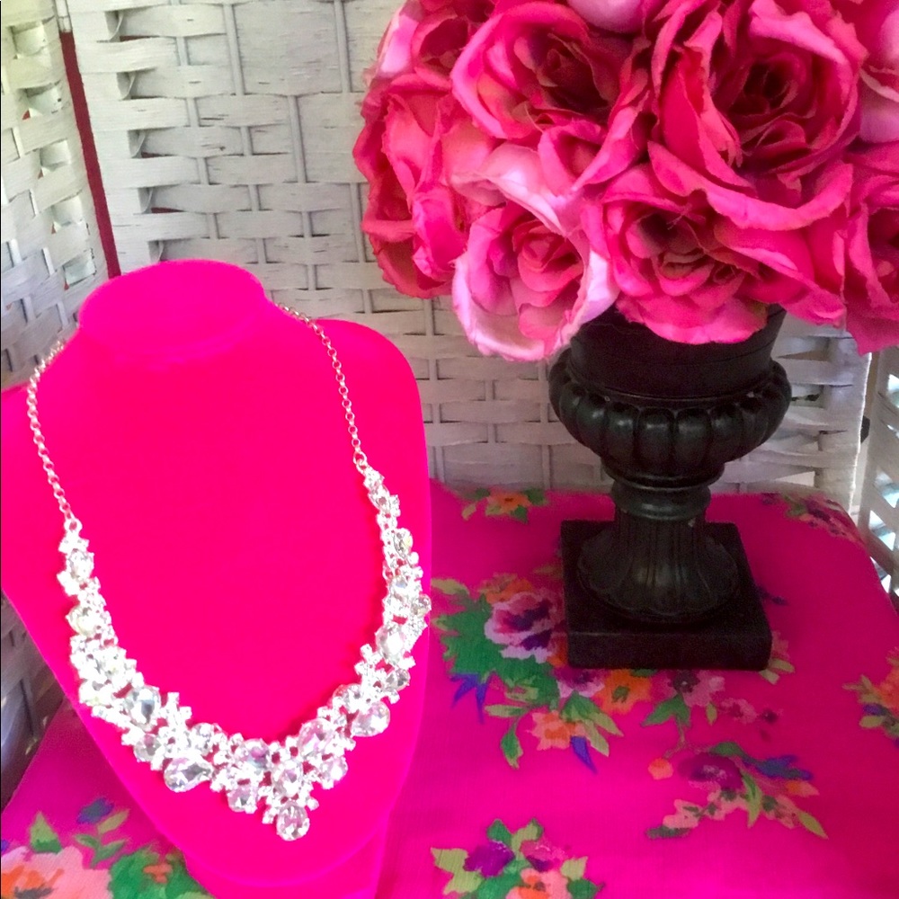 💖💎 Rhinestone Statement Bib Necklace GUC 💎💖 - Picture 5 of 10